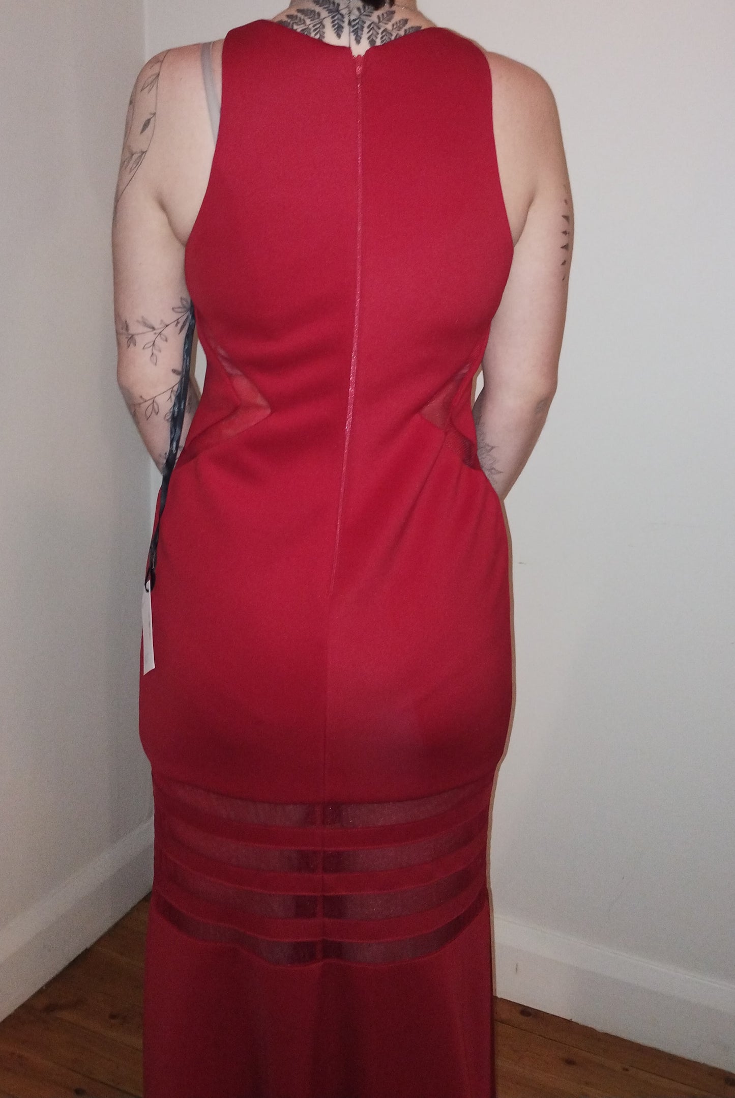 e Size 12 Red full length dress