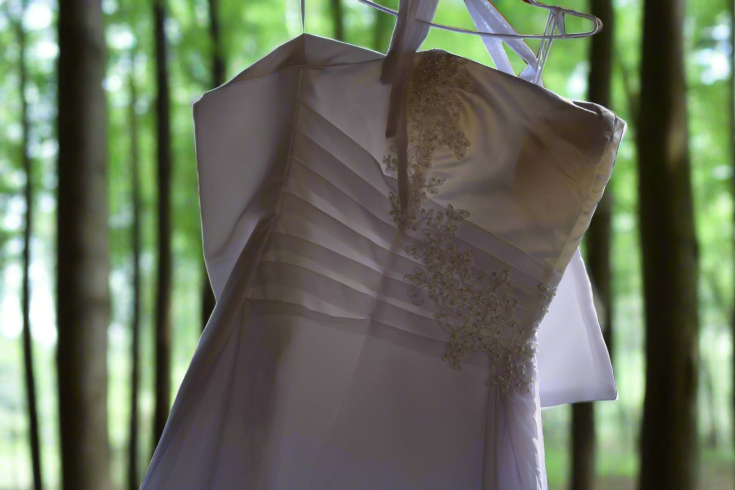 e Size 12 White Beaded sheath white full length formal dress