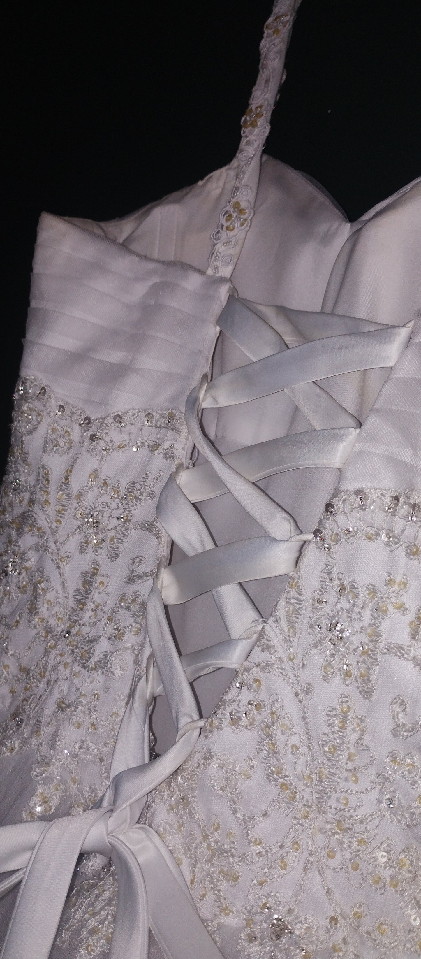 b Size 6 White princess dress