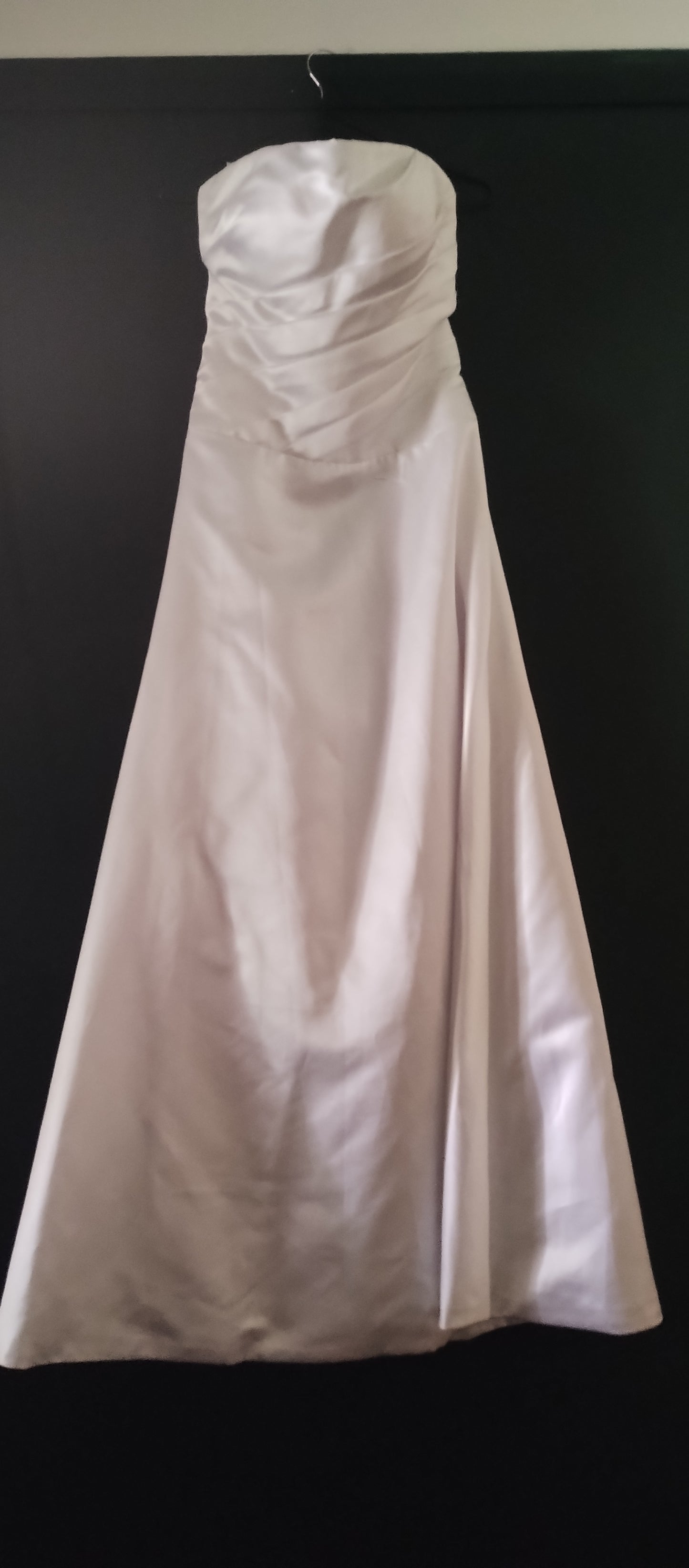 b Size 6 White sheath A line skirt