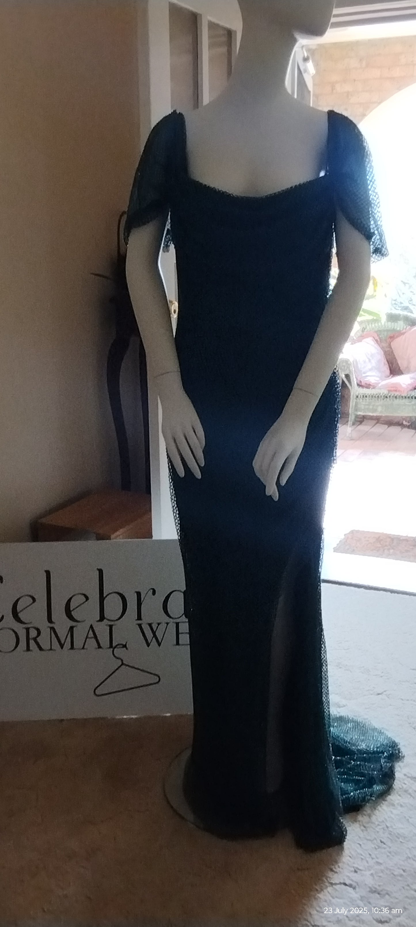 E Size 12 emerald green long dress with split skirt