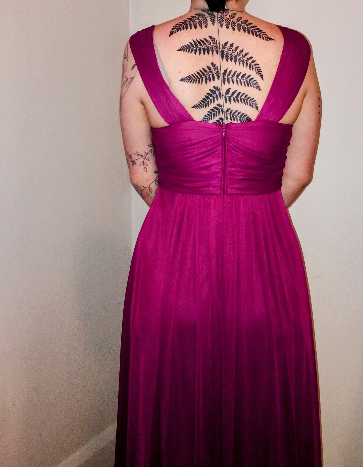 f Size 14 Deep Pink dress