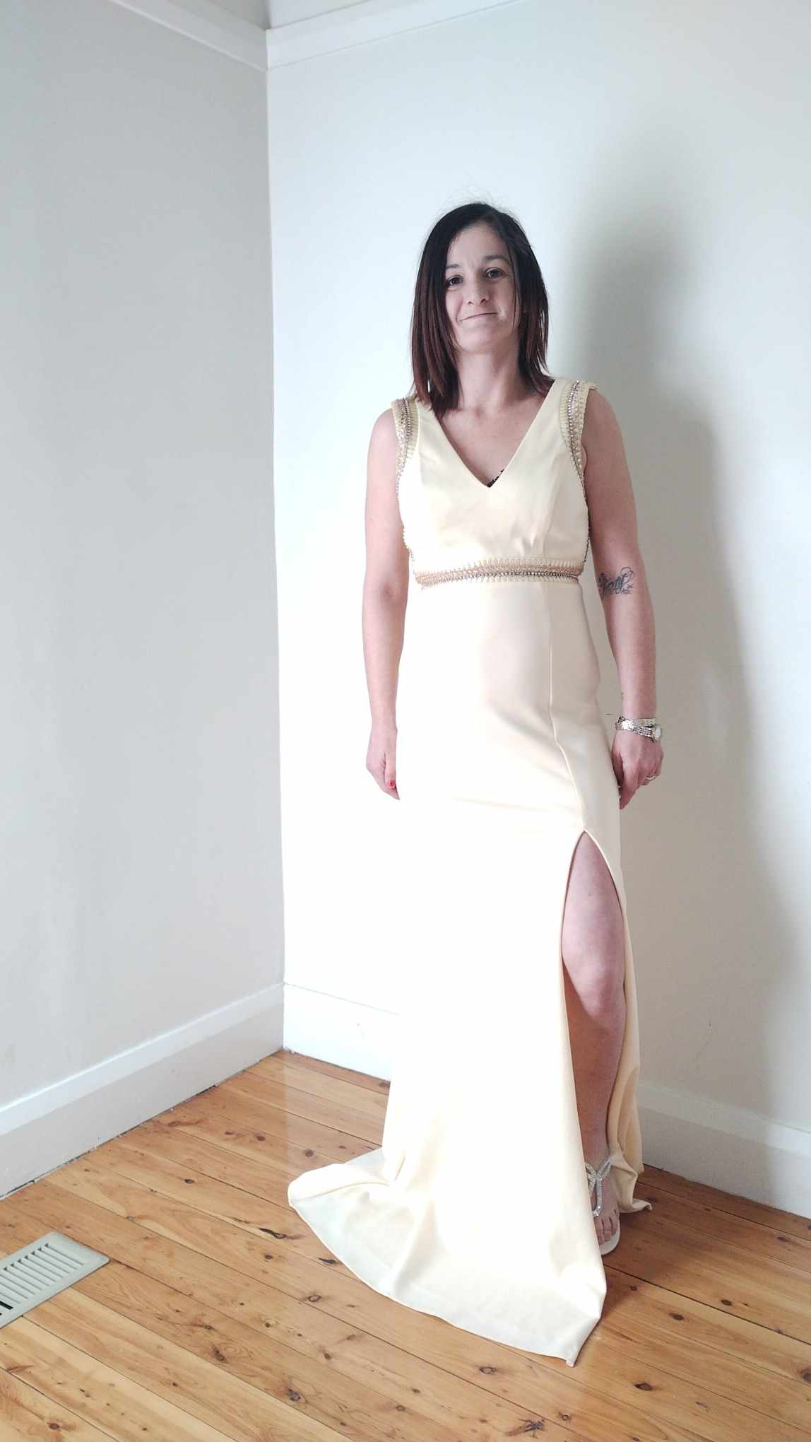 c  Size 8 Cream deep back dress