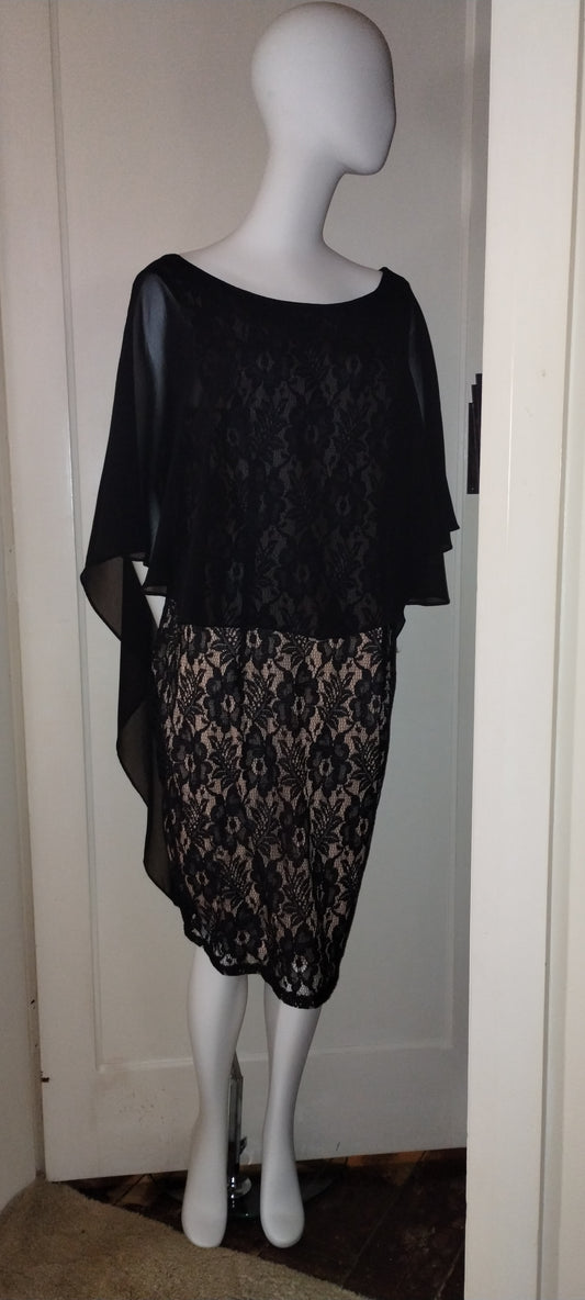 H Size 18  black lace kneelength dress