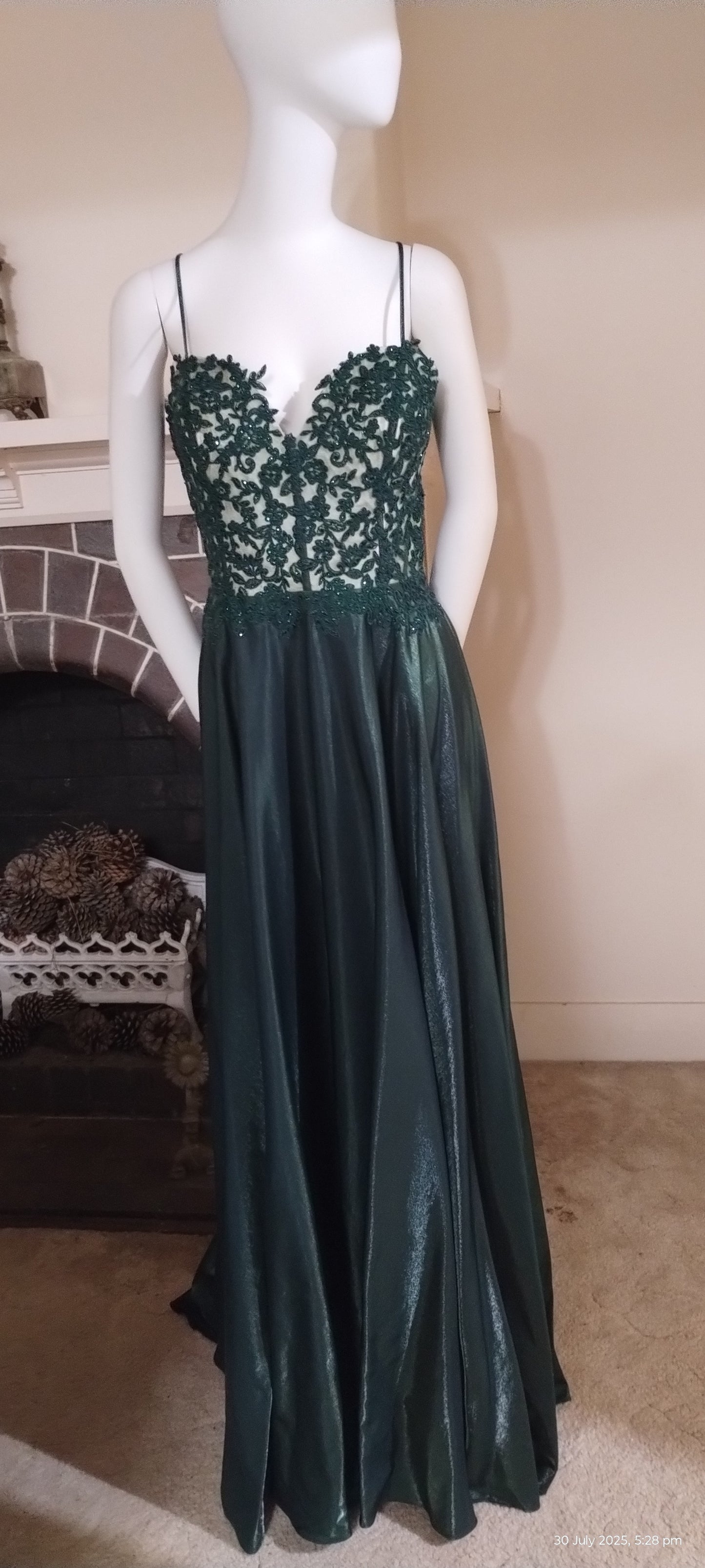 G Size 16 Green corset full length dress