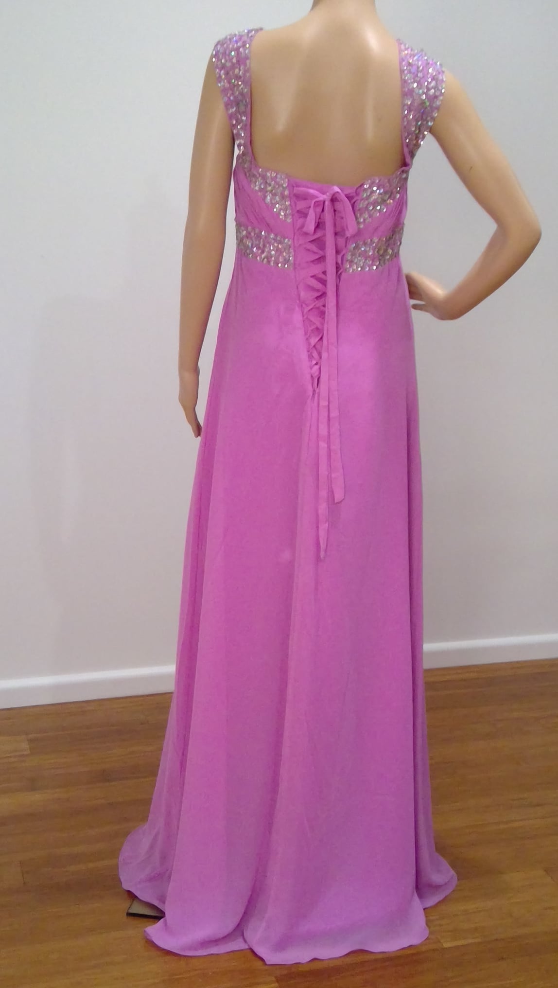 f size 14 Lilac full length dress with beaded waist and strap detail.