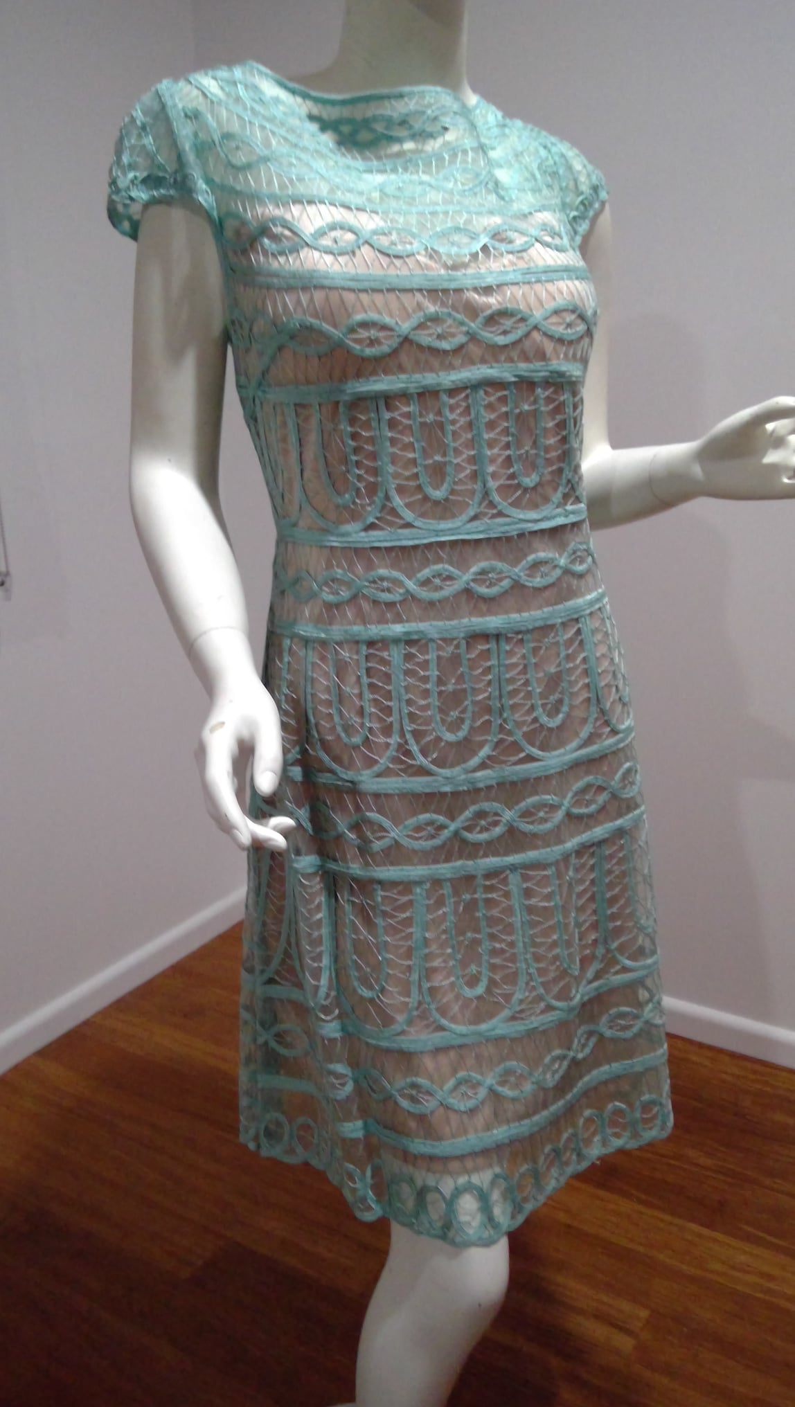 g size 16 Jade Green lace knee length dress