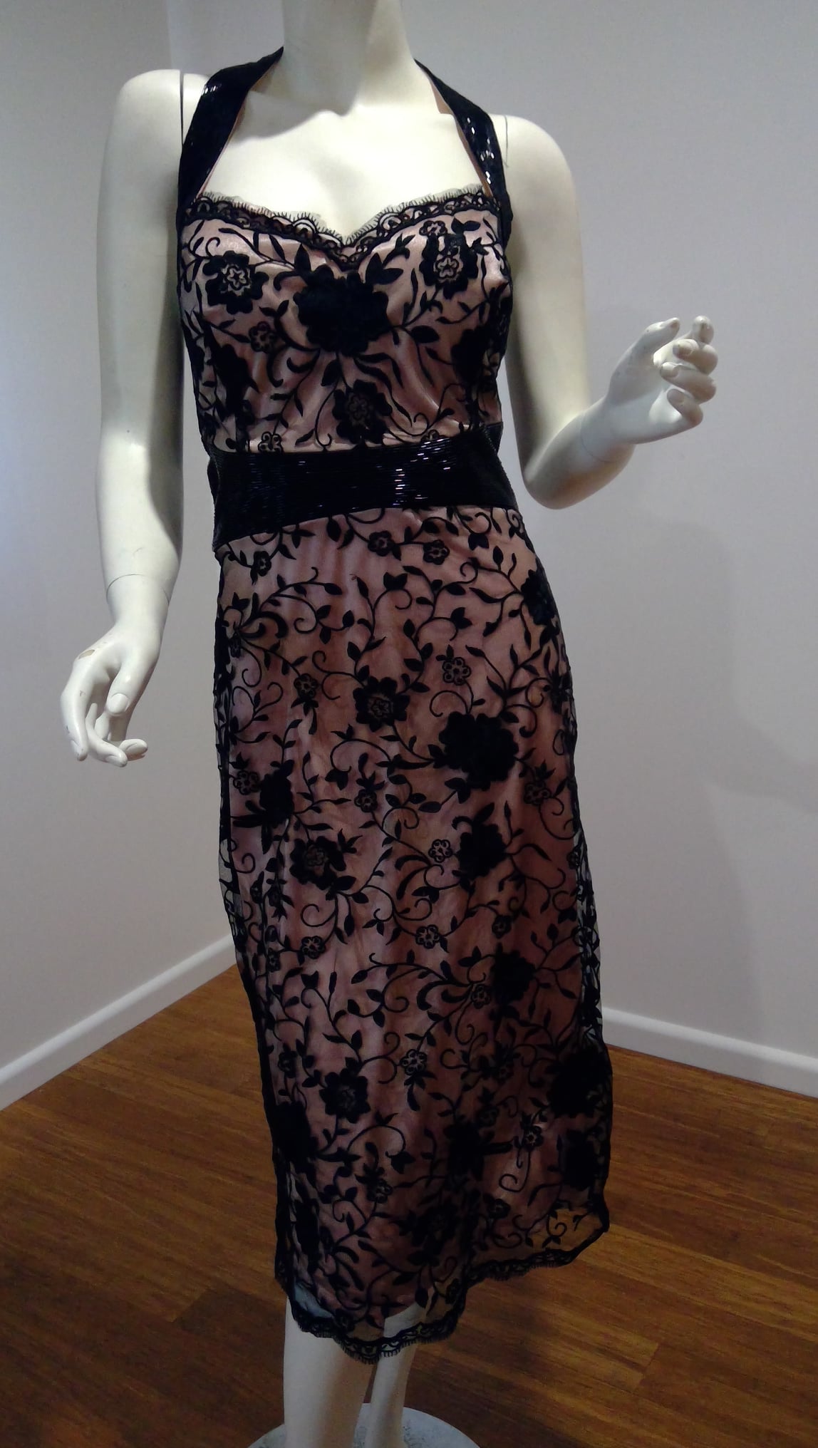 f Size 14 Blacklace over pink, halter neck, knee length skirt