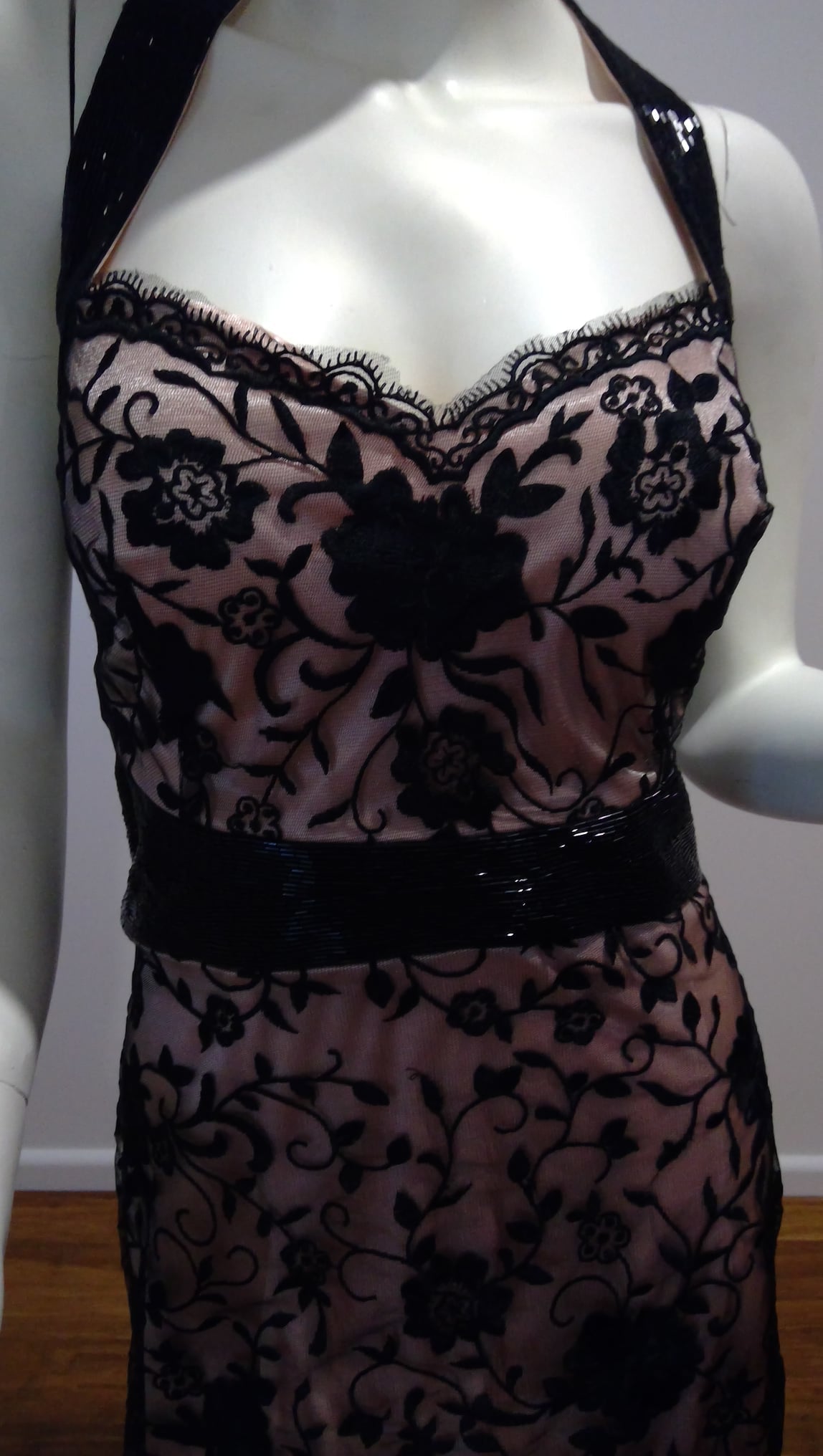 f Size 14 Blacklace over pink, halter neck, knee length skirt