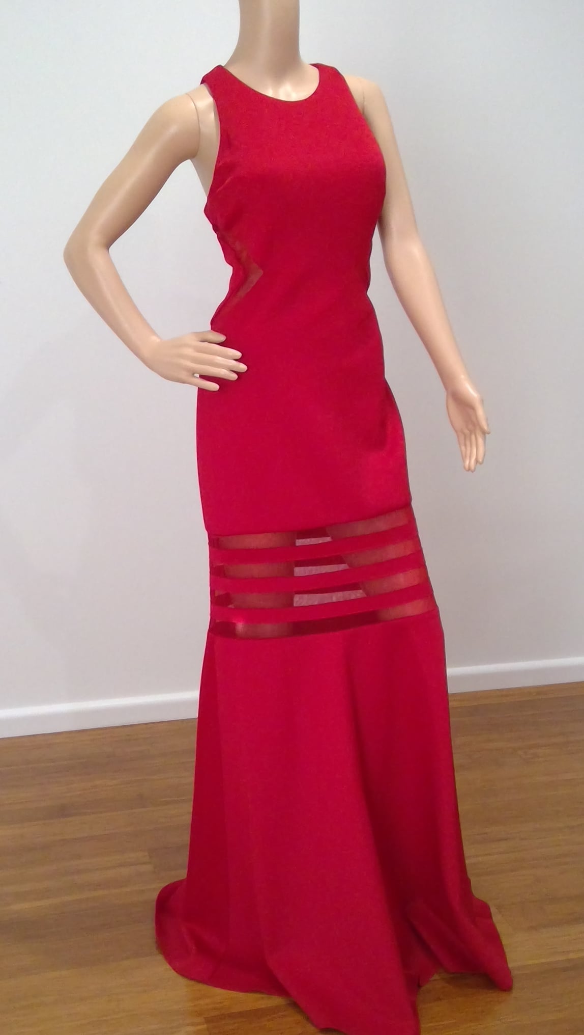 e Size 12 Red full length dress