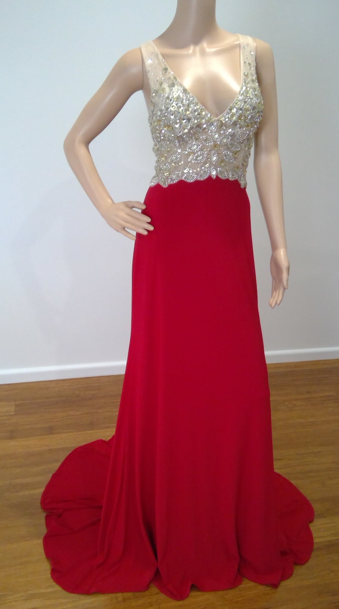 e size 12 Red beaded bodice dress