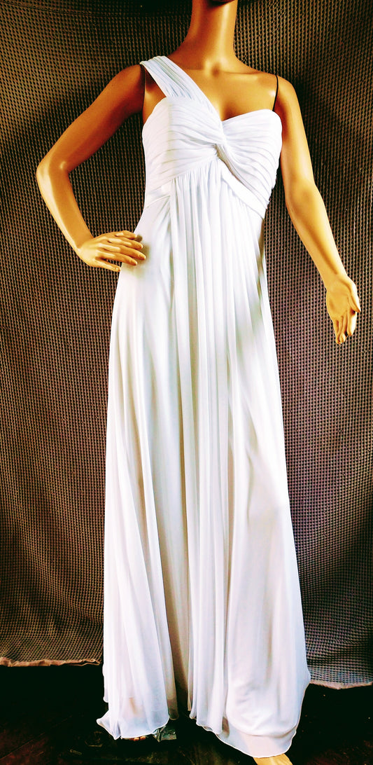 c Size 8 White one shoulder dress