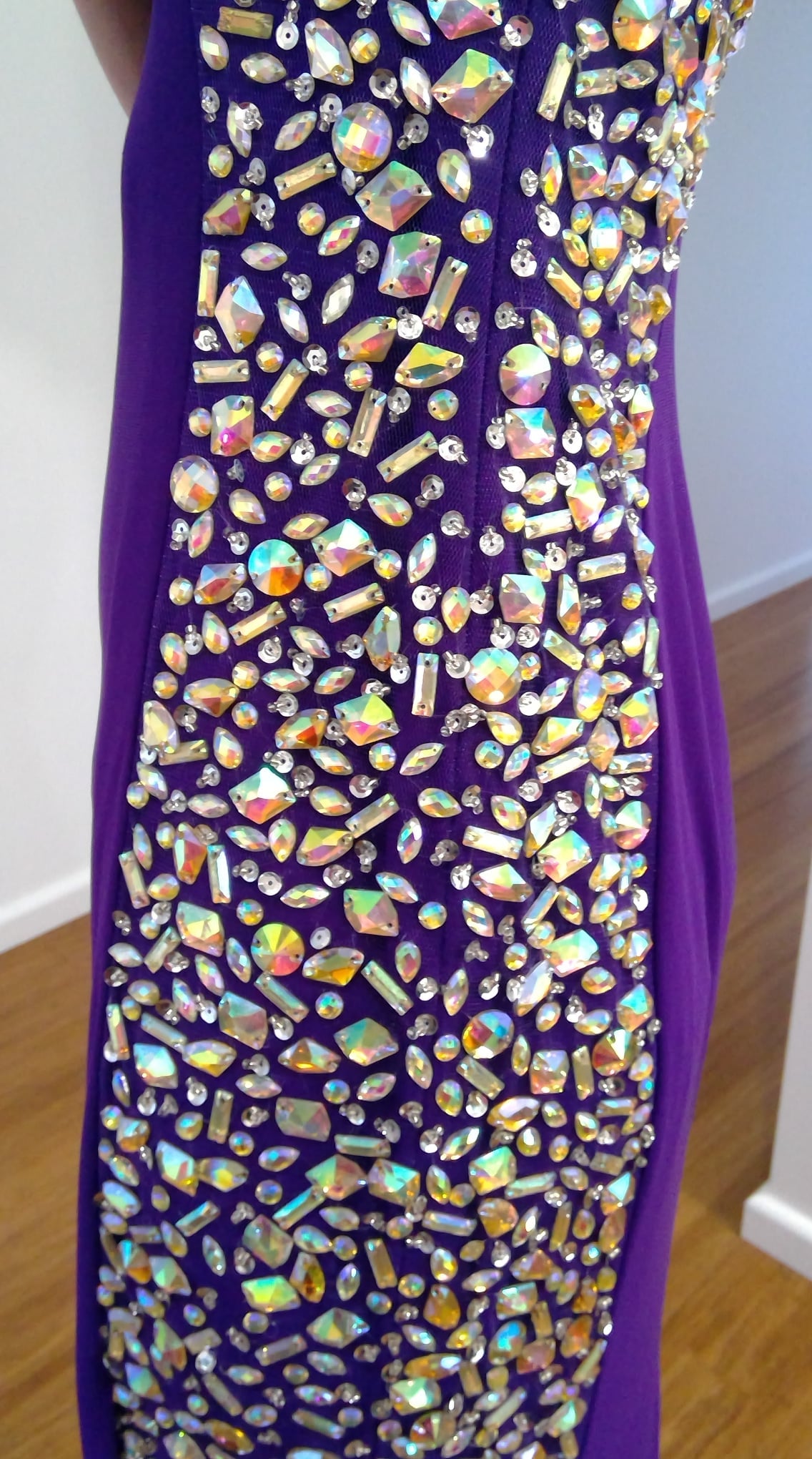 c Size 8 Purple one shoulder diamante dress